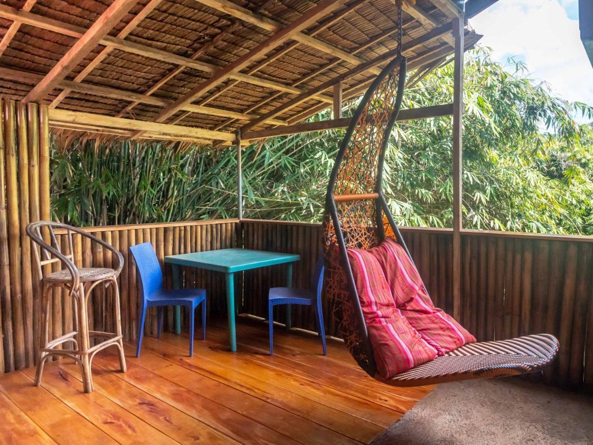 Blue Moon Guesthouse Puerto Princesa Buitenkant foto