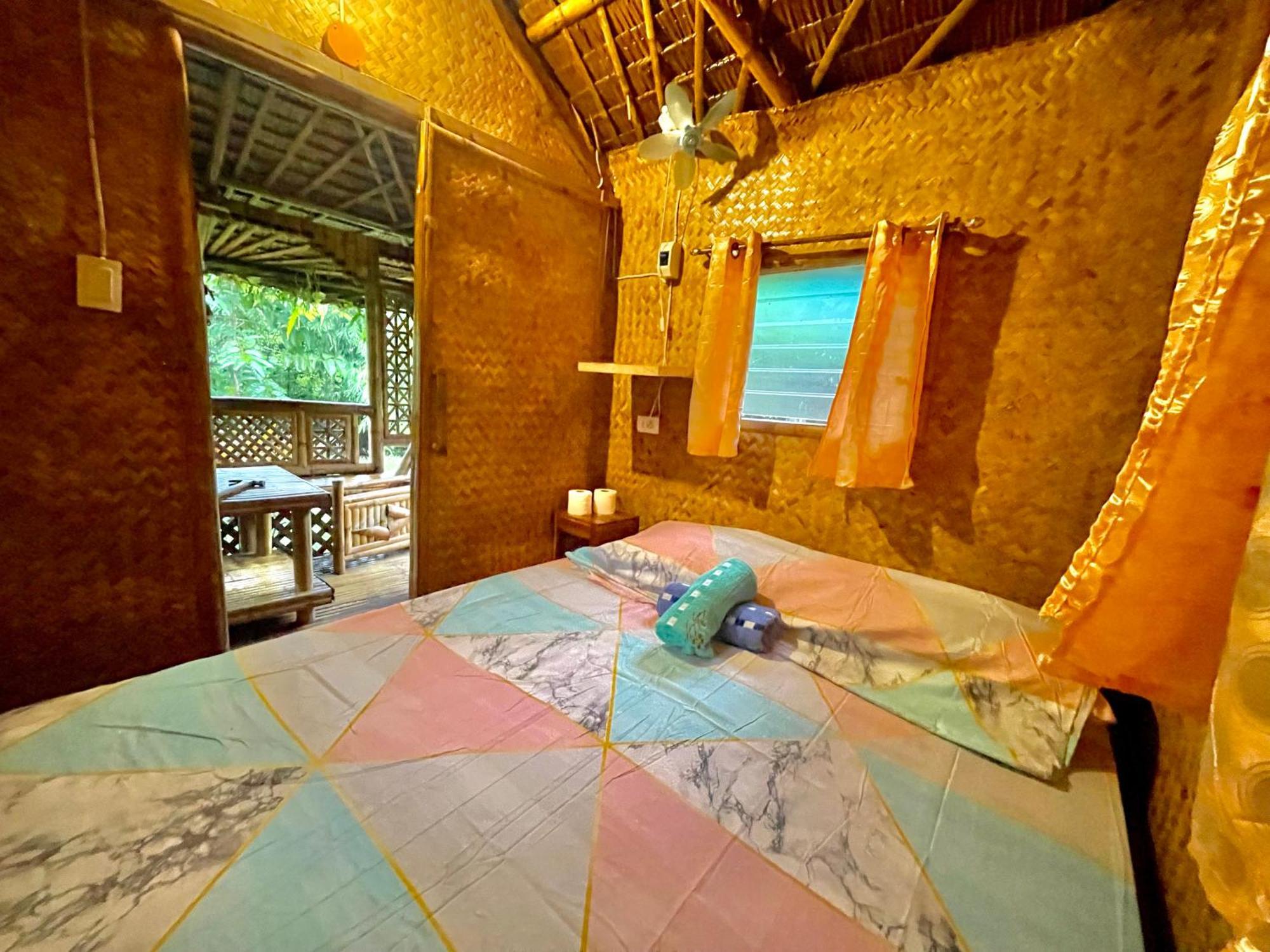 Blue Moon Guesthouse Puerto Princesa Buitenkant foto